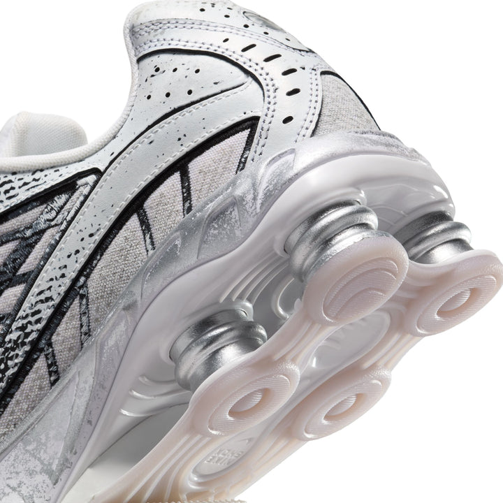 NIKE SHOX RIDE 2 IB8174-100 "METALLIC PLATINUM" - WHITE/METALLIC PLATINUM/BLACK/FLAT GOLD