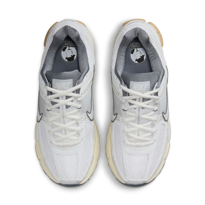 WOMENS NIKE ZOOM VOMERO 5 FJ2028-101 - SUMMIT/WHITE/PURE PLATINUM/SMOKE GREY