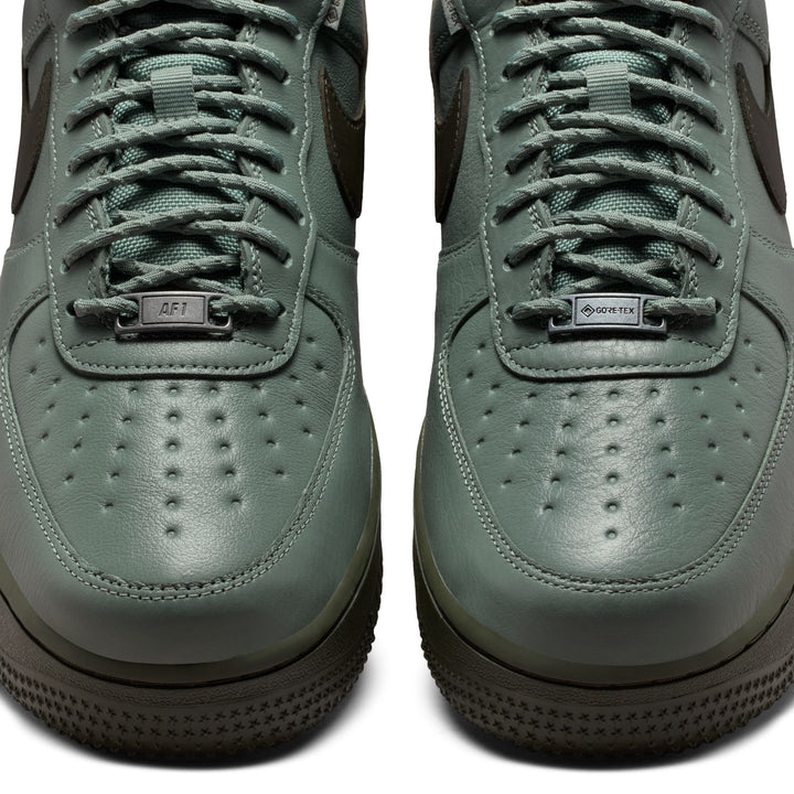 NIKE AIR FORCE 1 GORE TEX VIBRAM HV5953-300 "CLAY GREEN" - CLAY GREEN/SEQUOIA/SPEED YELLOW