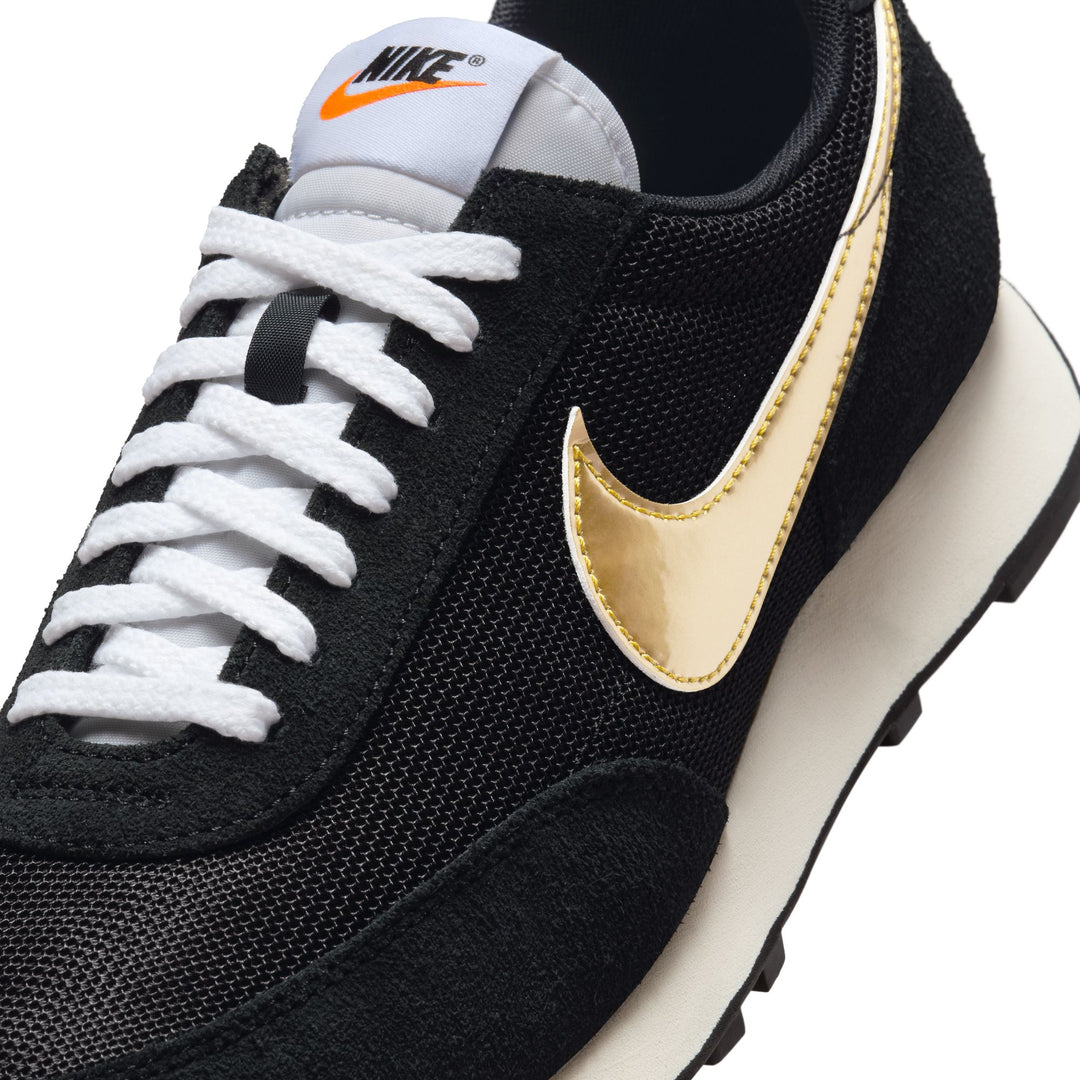 NIKE AIR MAX DAYBREAK SP BV7725-003 « NOIR/OR MÉTALLIQUE »