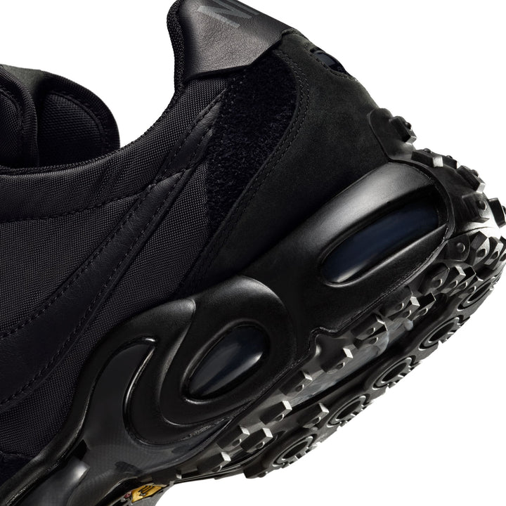 NIKE AIR MAX WAFFLE SP FV6946-001 "BLACK QUICKSILVER"