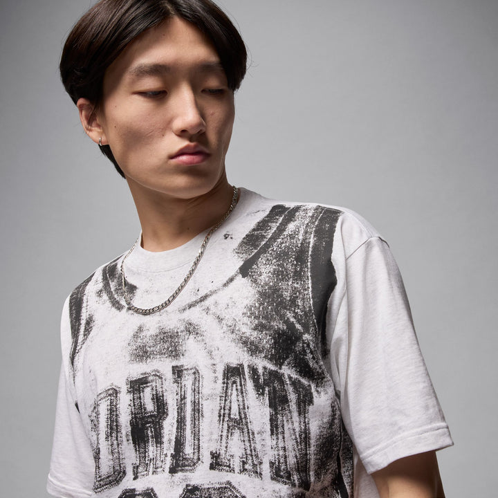JORDAN COLLEGIATE GRAPHIC TEE HQ8930-051 - BLACK/WHITE