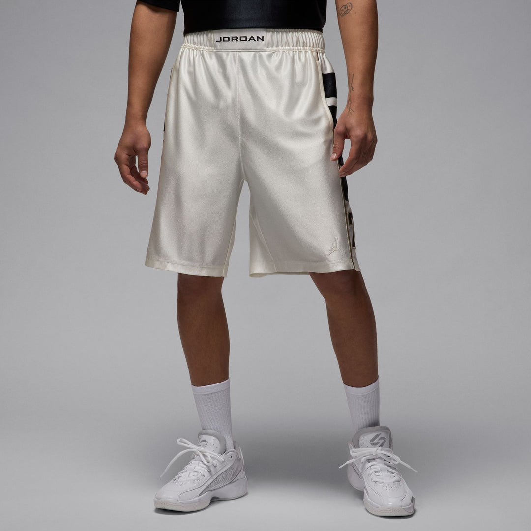 JORDAN BROOKYLN CAT SCARTCH SHORT HV0560-133 - WHITE/BLACK
