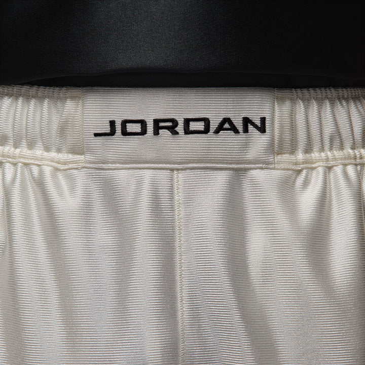 JORDAN BROOKYLN CAT SCARTCH SHORT HV0560-133 - WHITE/BLACK