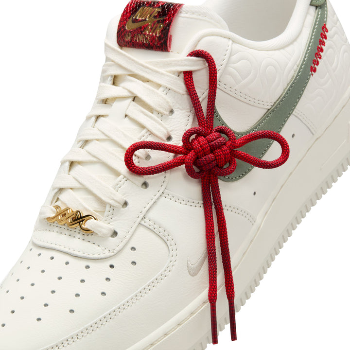 NIKE AIR FORCE 1 '07 HV5979-130 "YEAR OF THE SNAKE" - SAIL/JADE HORIZON-LIGHT BONE