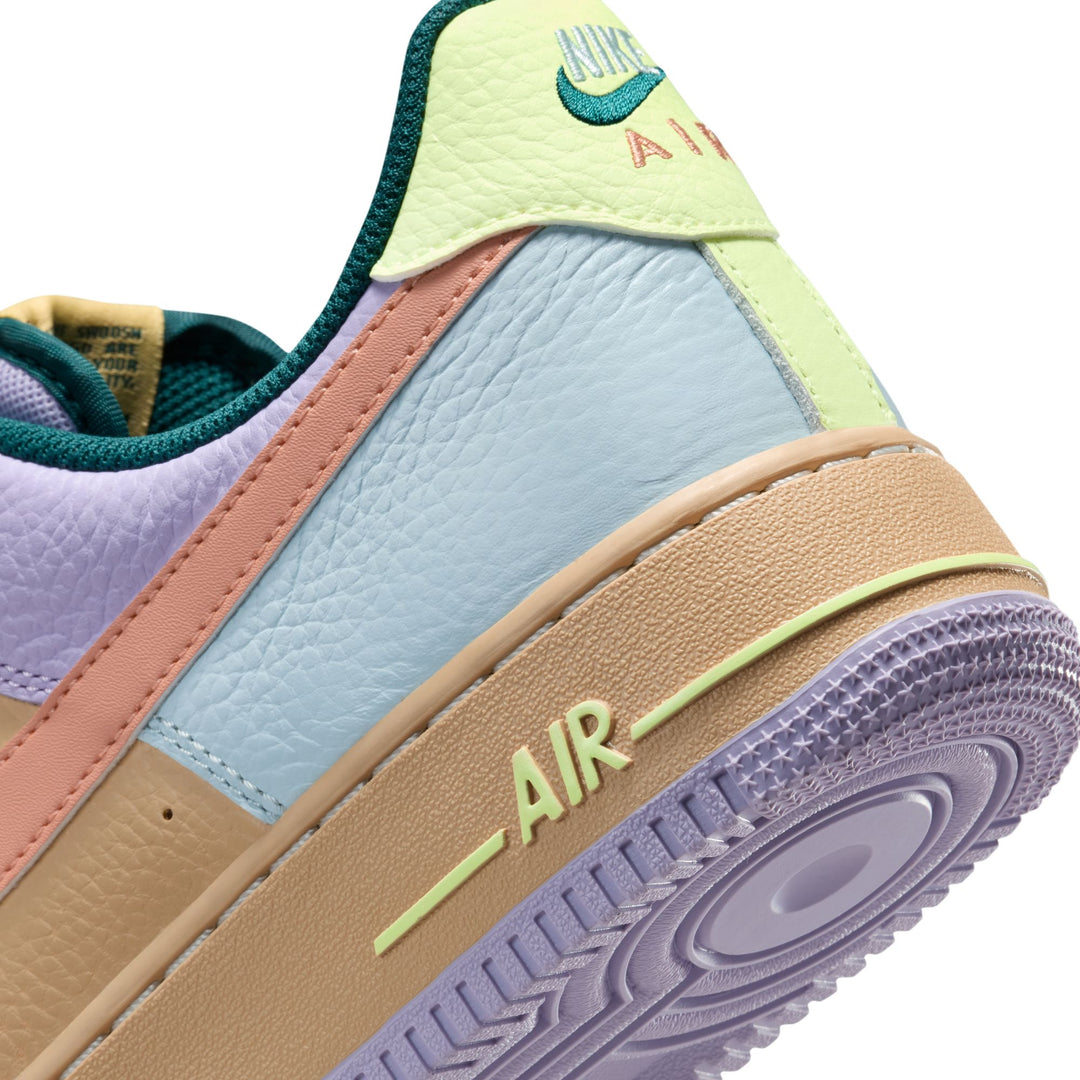 NIKE AIR AIR FORCE 1 '07 IB4493-252 "EASTER" - SESAME/APRICOT