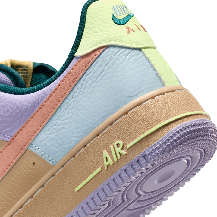 NIKE AIR AIR FORCE 1 '07 IB4493-252 "EASTER" - SESAME/APRICOT