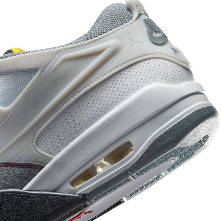 AIR JORDAN 4 RM PREMIUM IB8052-100 "SMOKE GREY" - WHITE/BLACK/SMOKE GREY/FIRE RED