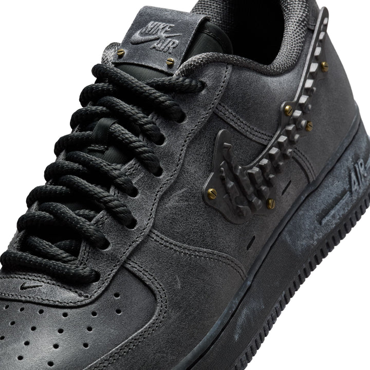 NIKE AIR FORCE 1 '07 LV8 IH4965-254 "METALWORK" - MEDIUM ASH/ANTHRACITE/BLACK