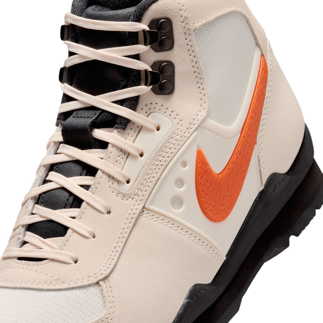 NIKE BALTORO IO4556-100  "CHALK AND SAFETY ORANGE" - CHALK/SAFTEY ORANGE