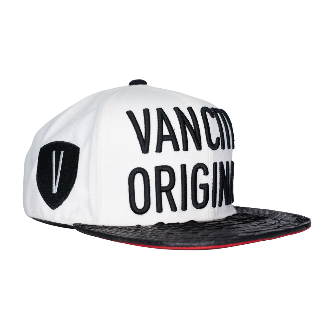 VO Mitchell&Ness Black Python Visor Strapback Cap 1 of 1