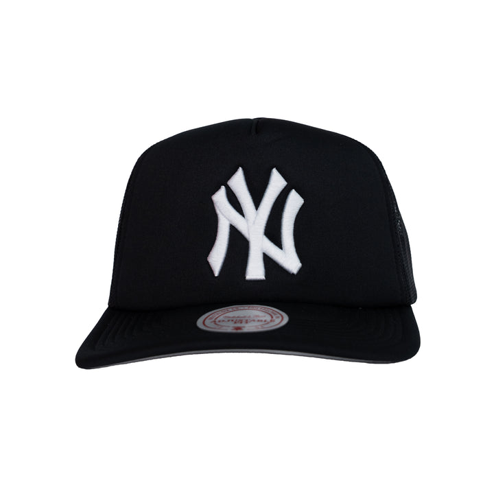 MITCHELL AND NESS MLB YANKEE HIDDEN TRUCKER - BLACK