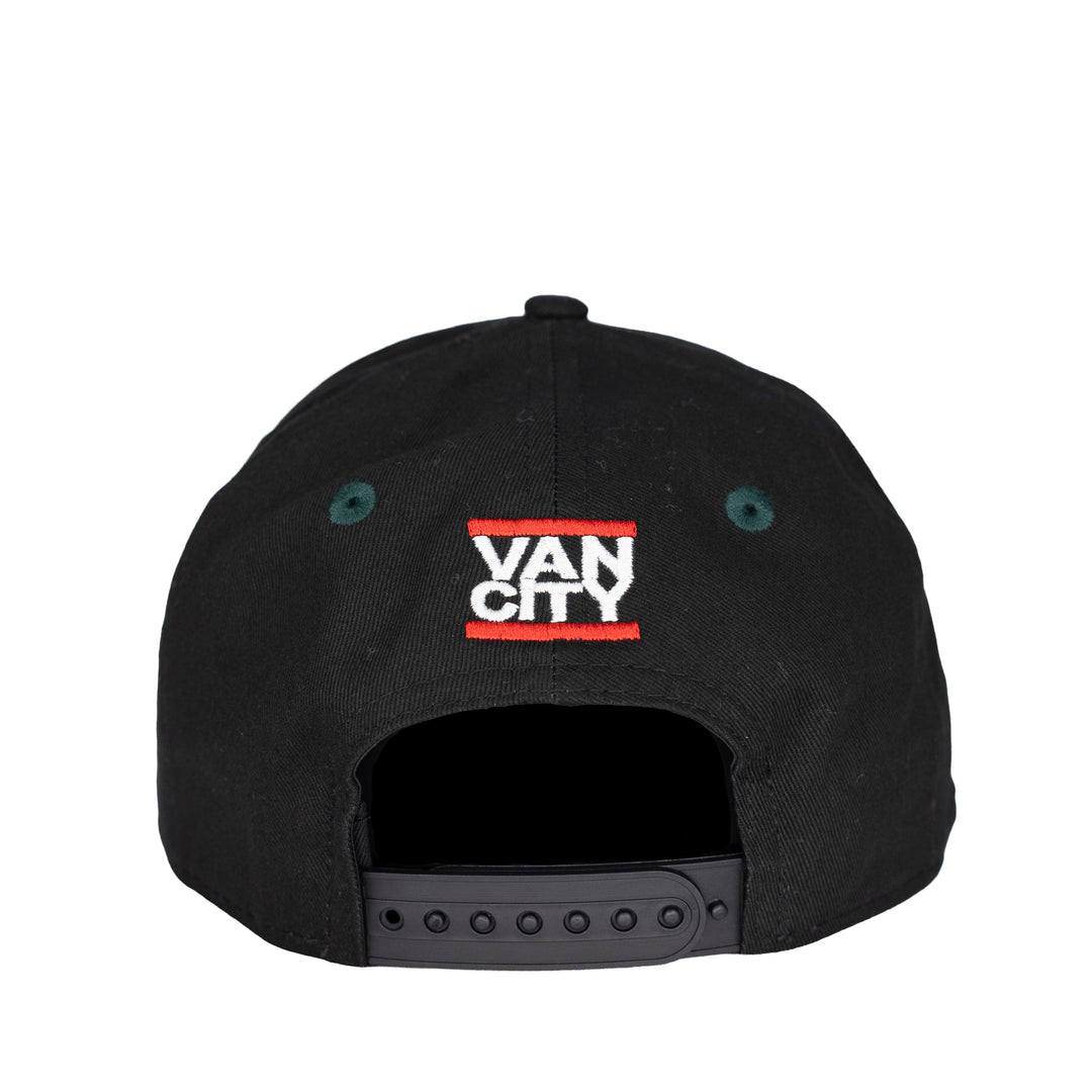 VO X NE 940 AF UNDMC SNAPBACK - LIMITED HOLIDAY EDITION - BLACK