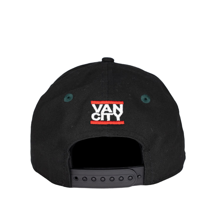 VO X NE 940 AF UNDMC SNAPBACK - LIMITED HOLIDAY EDITION - BLACK