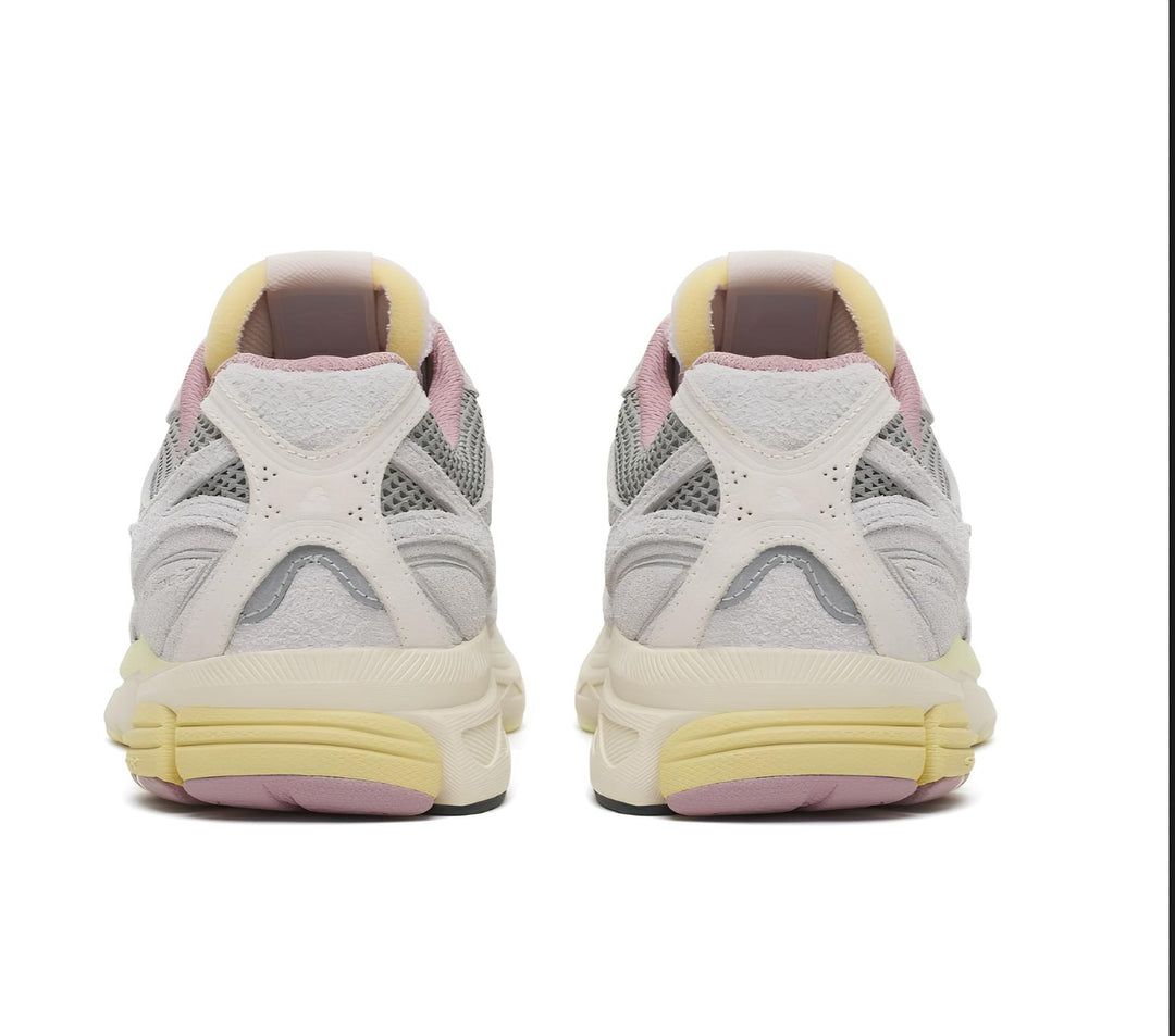 SAUCONY x 3sixteen PROGRID GUIDE 7 S71044-1 - GRAPHITE