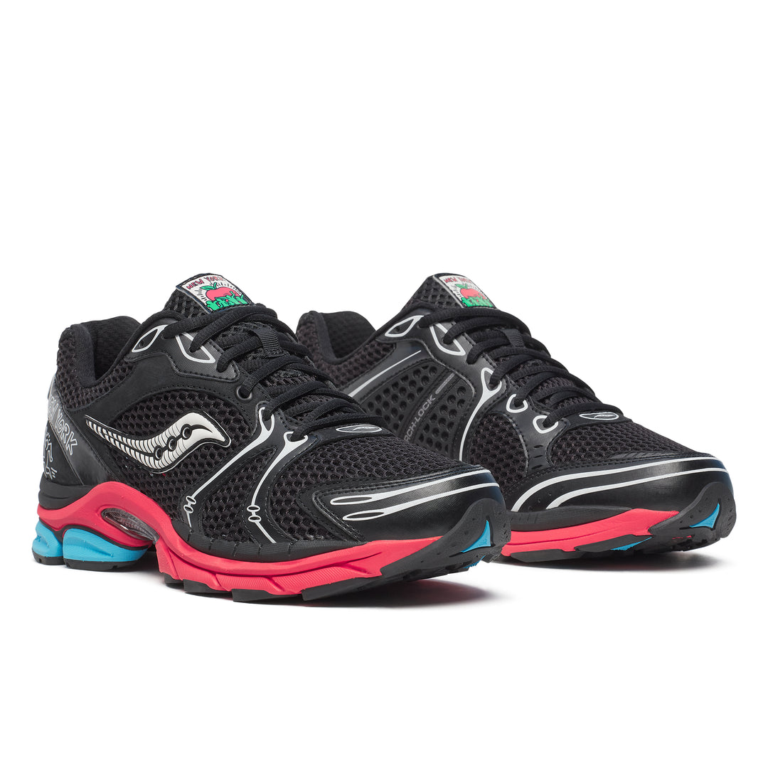 KEITH HARING X SAUCONY PROGRID TRIUMPH 4 "Big Apple" S71022-1 - BLACK/RED