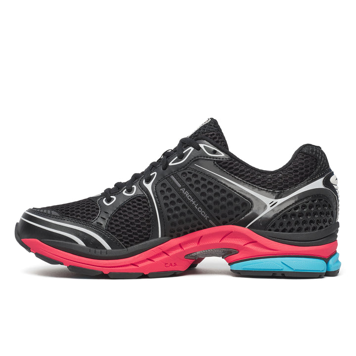 KEITH HARING X SAUCONY PROGRID TRIUMPH 4 "Big Apple" S71022-1 - BLACK/RED