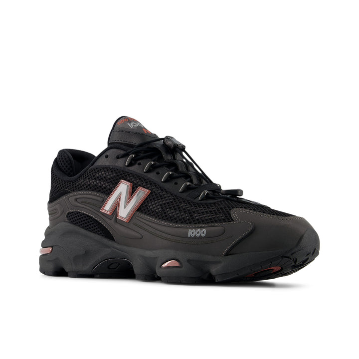 NEW BALANCE U100010A BLACK METALLIC/RED ROCK