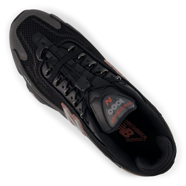 NEW BALANCE U100010A BLACK METALLIC/RED ROCK