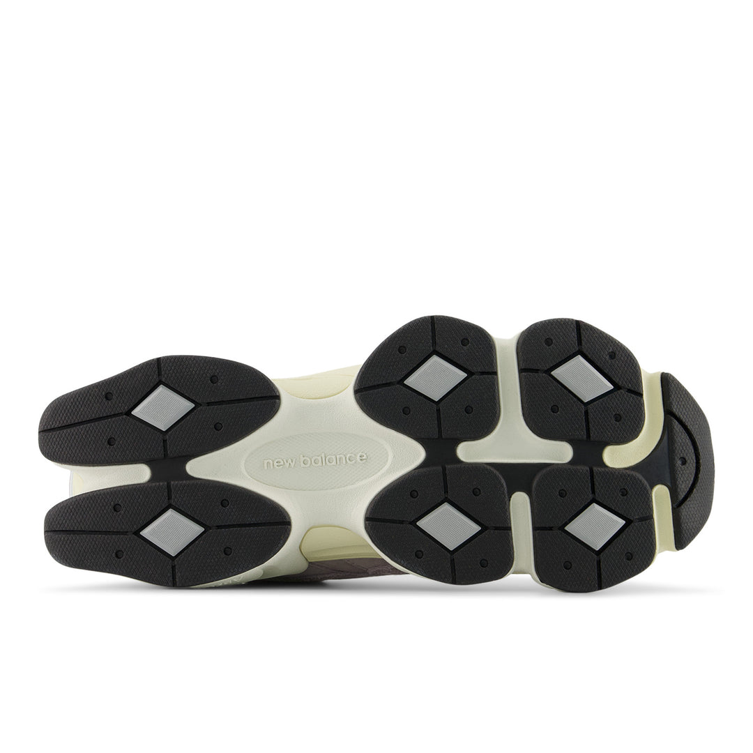 NEW BALANCE U906029M - TRUFFLE SALT/TIMBER WOLF