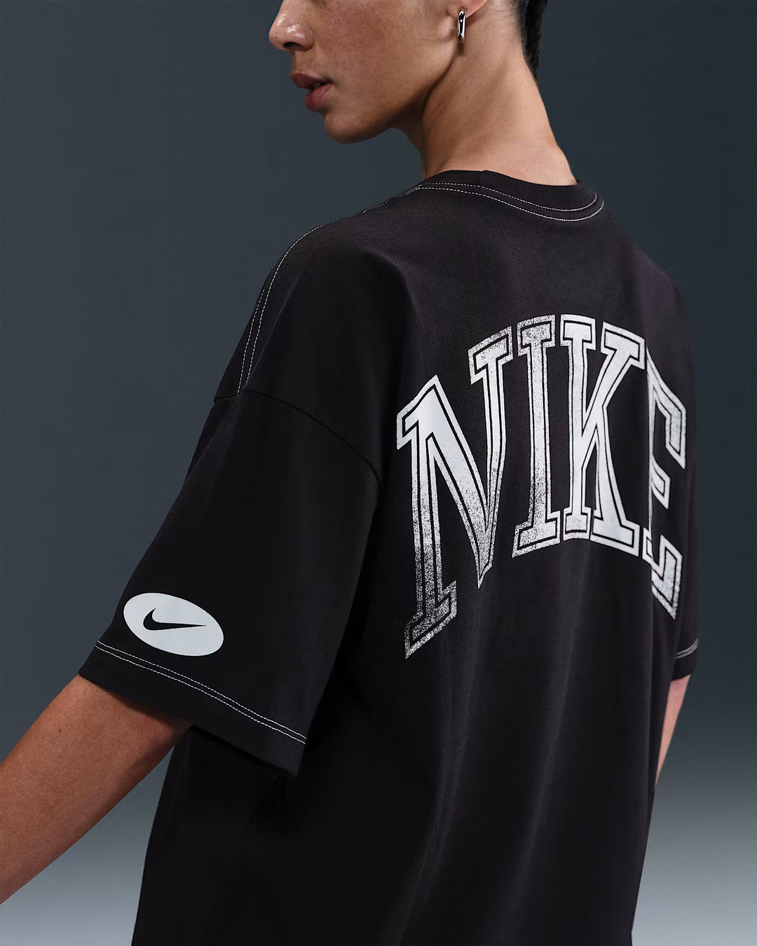 WOMENS NIKE NSW STREET OVERSIZED TEE HV4972-001 - BLACK