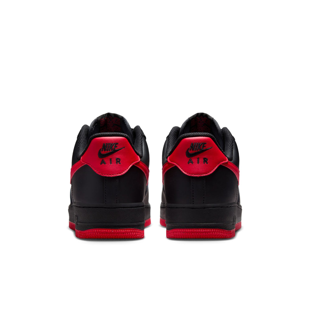 NIKE AIR FORCE 1 '07 - BLACK/RED