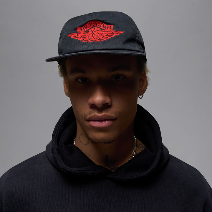 JORDAN PRO RARE AIR STRUCTERD CAP IB3009-010 - BLACK/RED