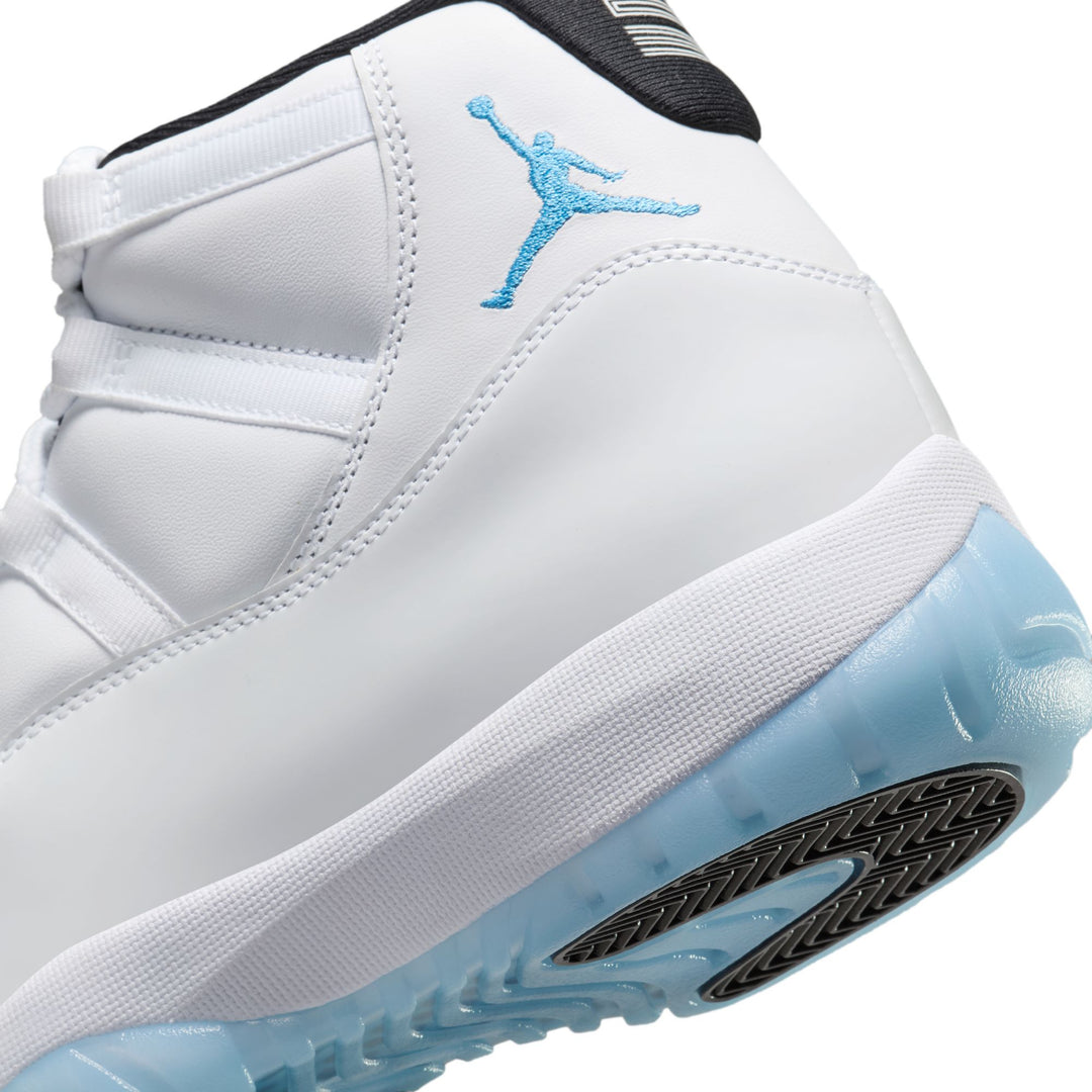 AIR JORDAN 11 RETRO CT8012-104"LEGEND BLUE"