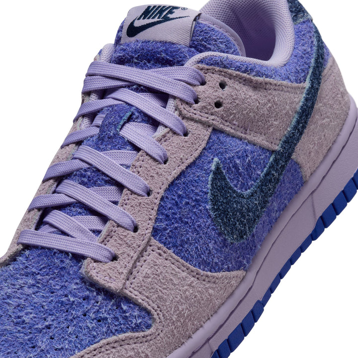 WOMENS NIKE DUNK LOW SE "HYDRA"