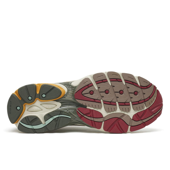 SNEAKER POLITICS x SAUCONY OMNI 9 S71032-1 "SPORTSMAN'S PARADISE"