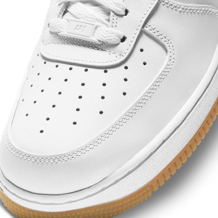 NIKE AIR FORCE 1 '07 DJ2739-100 "WHITE GUM" - WHITE/WHITE