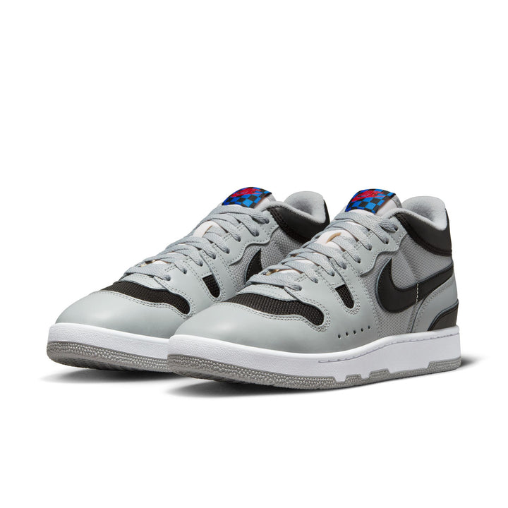 NIKE attack fb8938-101 - White/Black