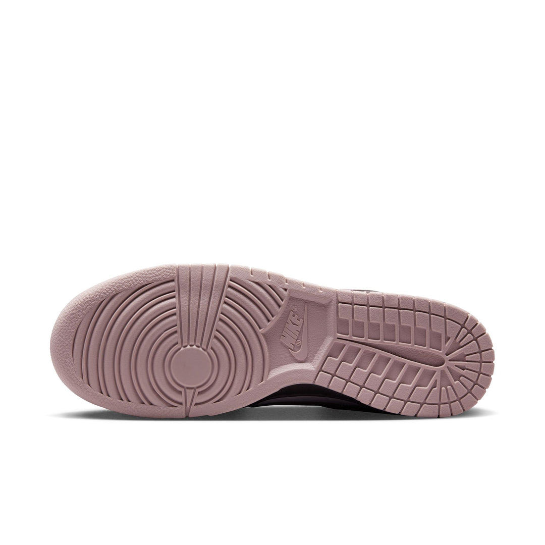 NIKE DUNK LOW SE HV6932-299 "MEDIUM ASH VIOLET SNAKESKIN" - MEDIUM ASH/TAUPE GREY/VAST GREY/PLATINUM TINT