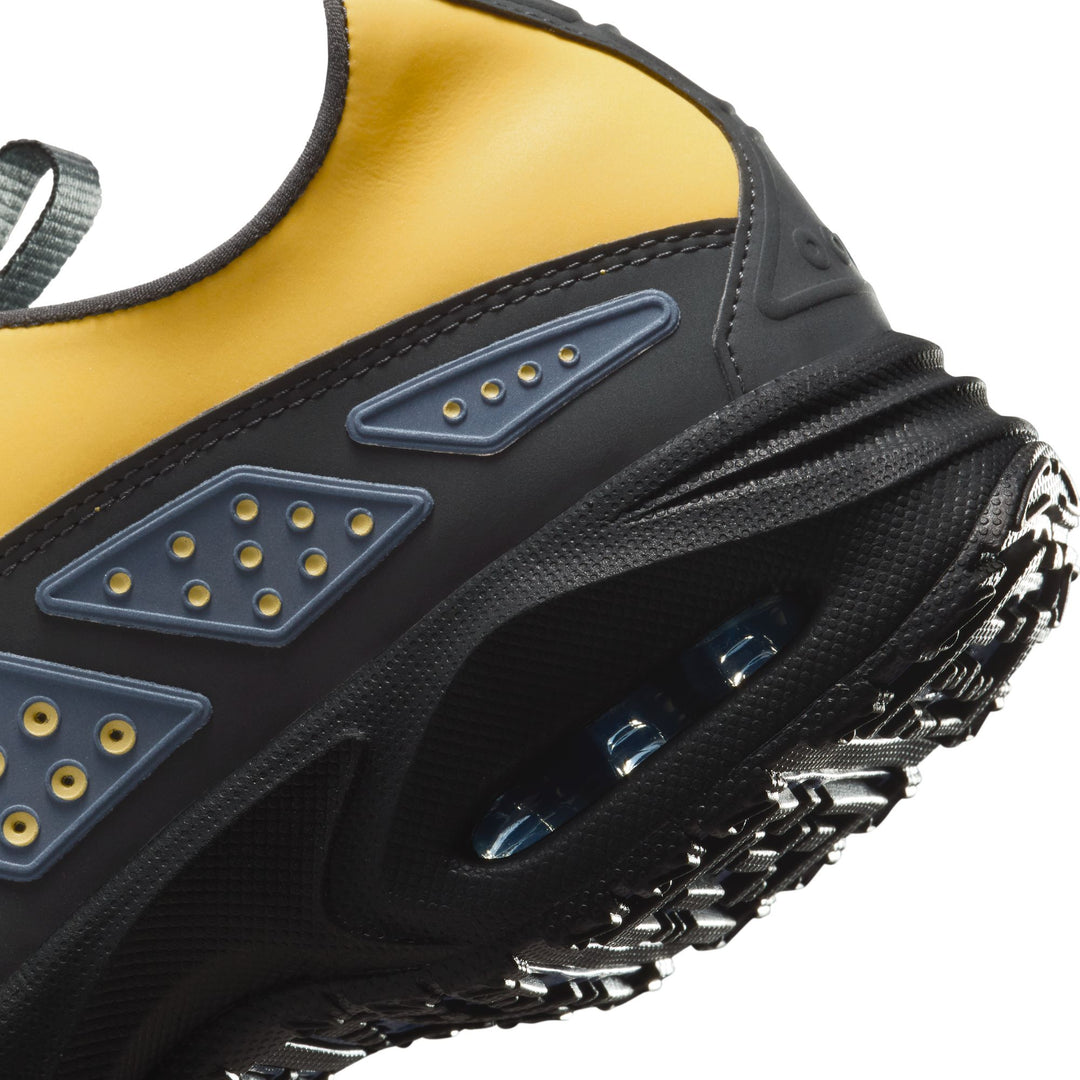 WOMENS NIKE AIR MAX SNDR HF1199-700 "SATURN GOLD" - SATURN GOLD/DIFFUSED BLUE