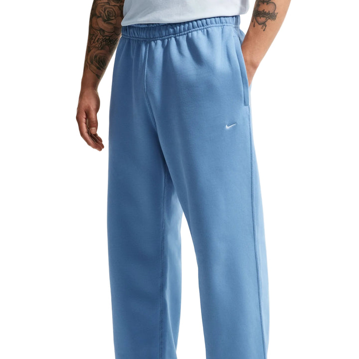 NIKE SOLO SWOOSH OPEN HEM TROUSERS HV1090-486 - WORK BLUE