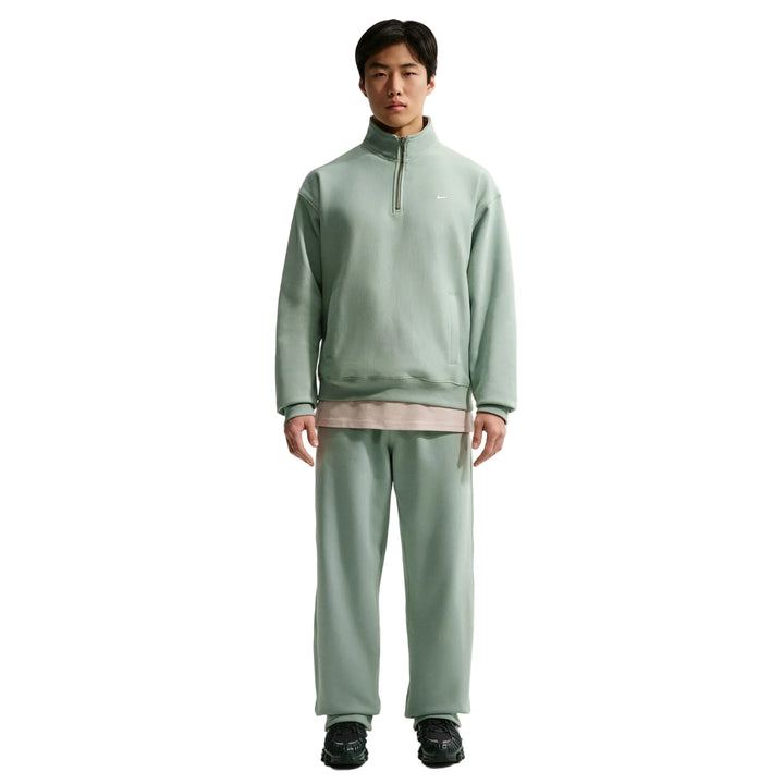 NIKE SOLO SWOOSH OPEN HEM TROUSERS HV1090-006 - STEAM/WHITE