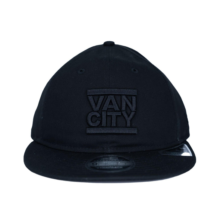 VO X NE RETRO UNDMC STRAPBACK - BLACKOUT