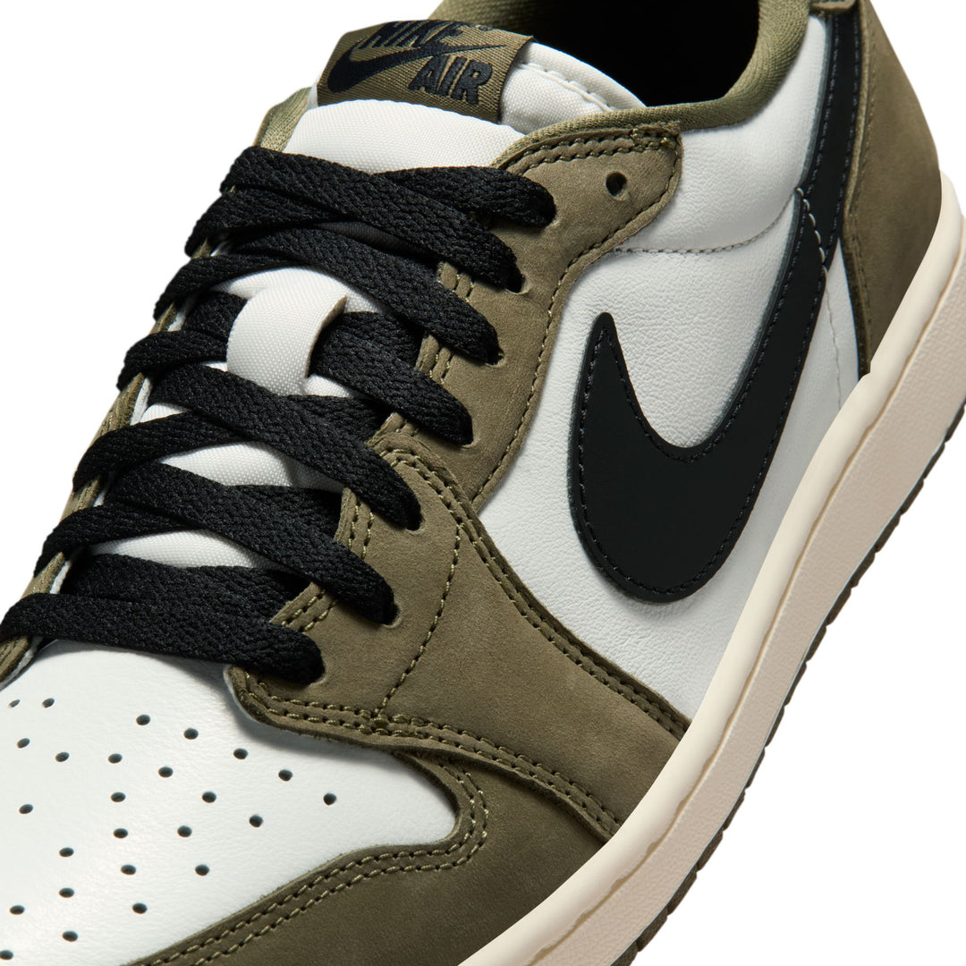 AIR JORDAN 1 RETRO LOW OG HQ6998-200 "MEDIUM OLIVE" - MEDIUM OLIVE/SUMMIT WHITE