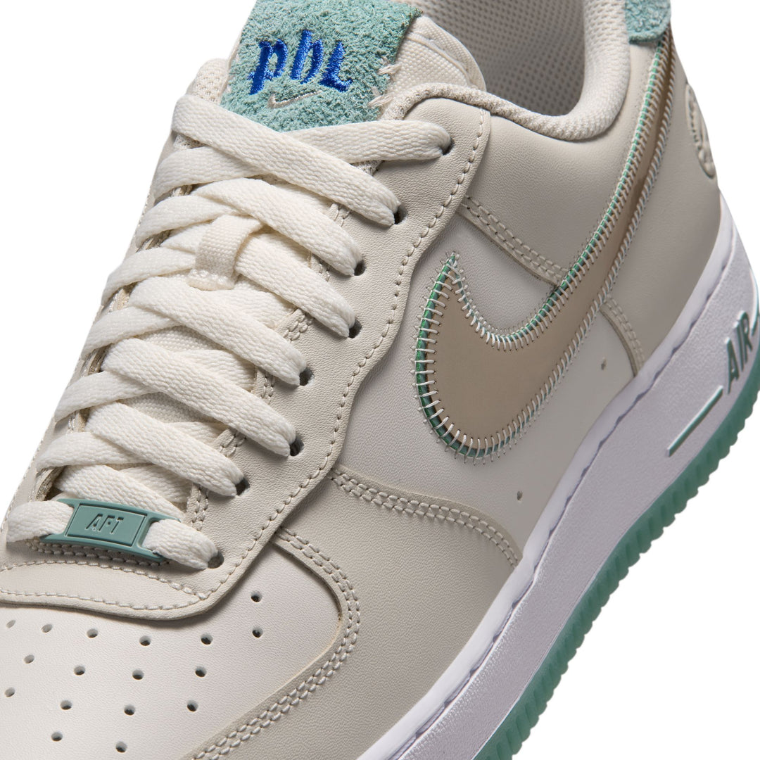 NIKE AIR FORCE 1 '07 IV6205-104 "PHILLY" - LIGHT OREWOOD BROWN/METALLIC GOLD/SILK PHANTOM